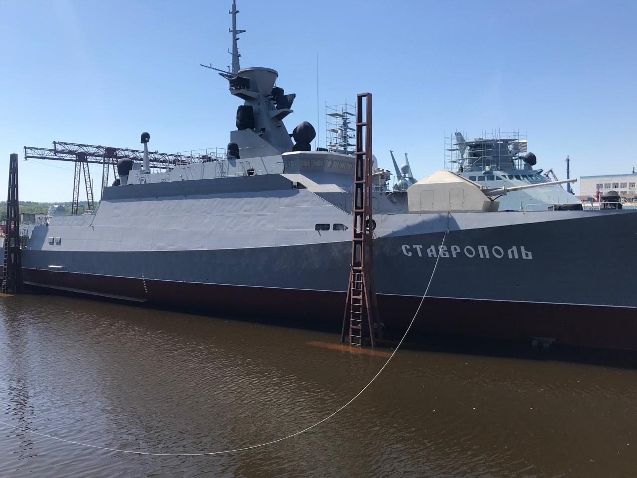 Новый ракетный корабль «Ставрополь», спущенный на воду в Татарстане, усилит Балтийский флот.