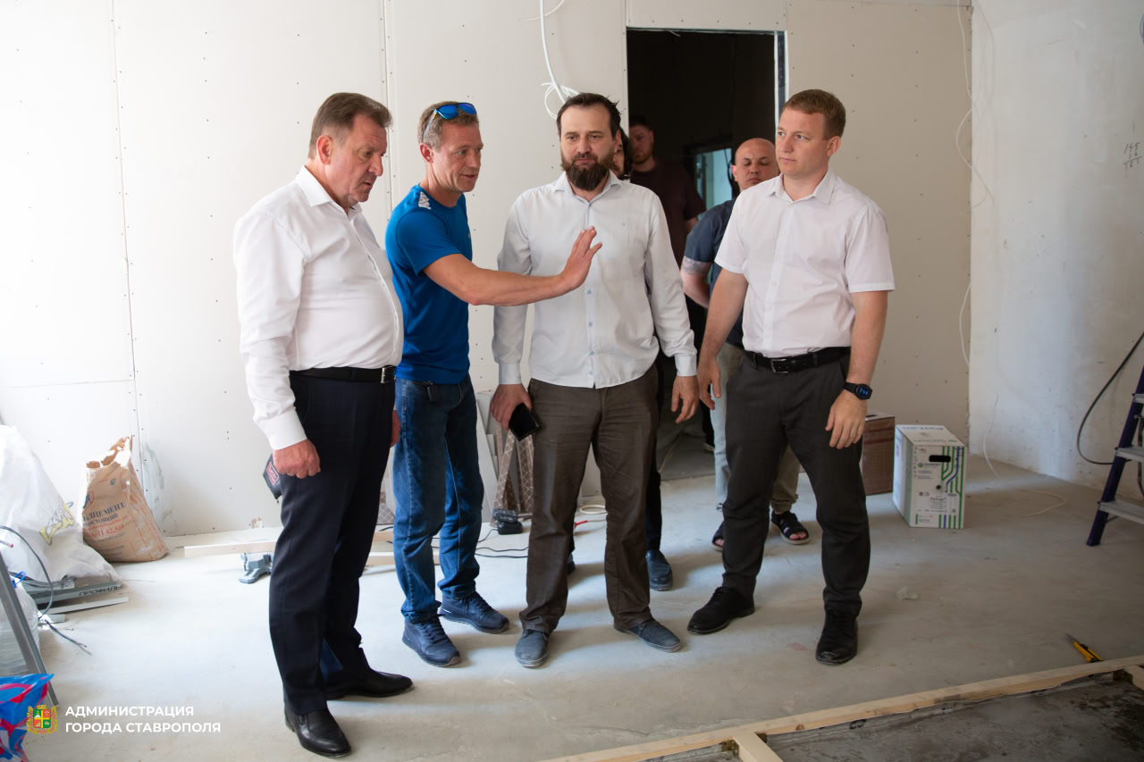 Многофункциональное пространство площадью около  400 квадратных метров готовят для молодежи Ставрополя.