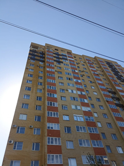 В пострадавшем от взрыва доме № 30/8 на улице Тухачевского обследовали около 200 квартир. В пострадавшем от взрыва доме № 30/8 на улице Тухачевского обследовали около 200 квартир.