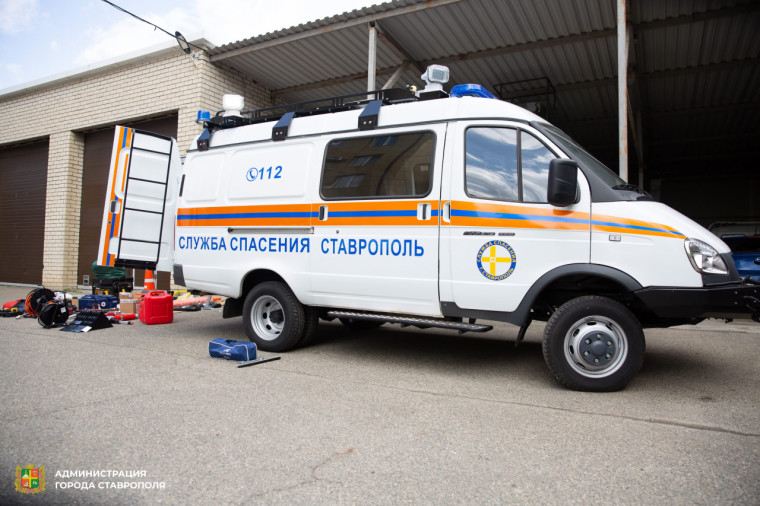 Служба спасения Ставрополя получила новую единицу спецтранспорта. Служба спасения Ставрополя получила новую единицу спецтранспорта.