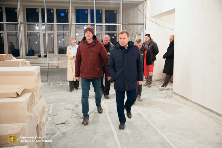 Глава Ставрополя проверил ход капитального ремонта в городских школах. Глава Ставрополя проверил ход капитального ремонта в городских школах.